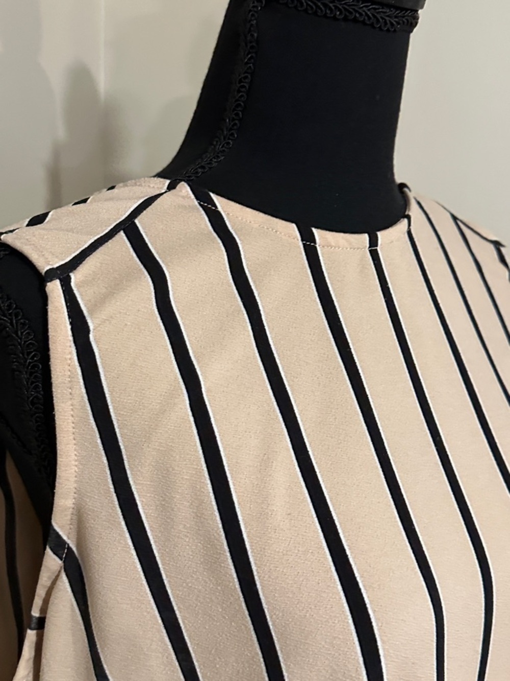 *ADRIANNA PAPELL* Lt. Pink x Black Vertical Stripe Tank Top Size Large - Picture 4 of 7